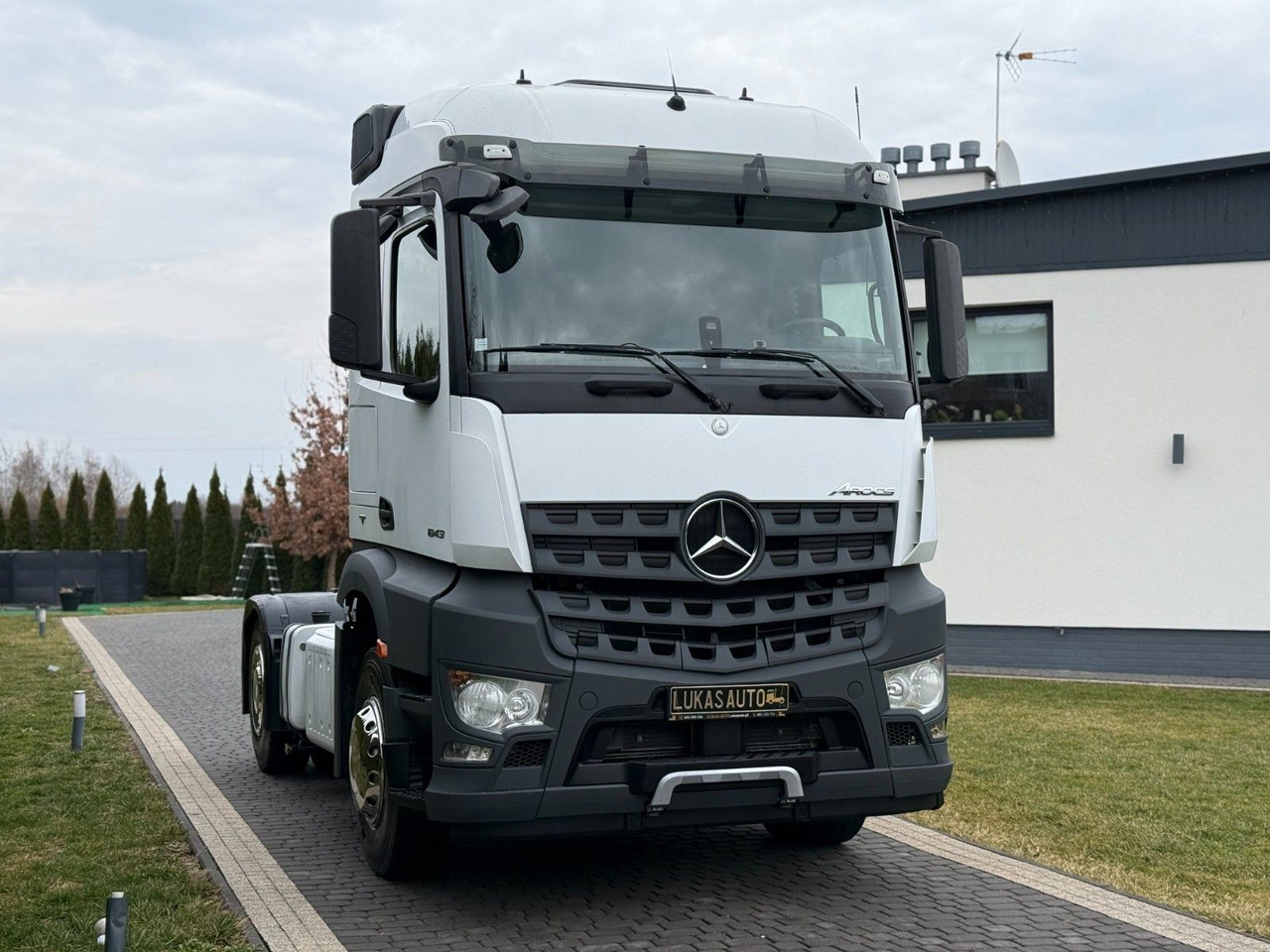 Mercedes-Benz AROCS 1843 HYDRAULIC - Τράκτορας: φωτογραφία 3 Mercedes-Benz AROCS 1843 HYDRAULIC - Τράκτορας: φωτογραφία 3