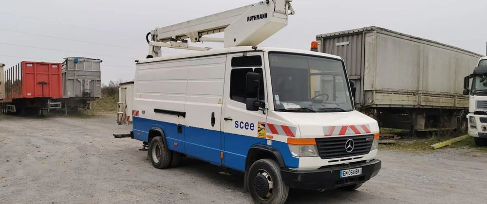 Mercedes-Benz VARIO 815D 17 M - Φορτηγό με εναέρια πλατφόρμα: φωτογραφία 3 Mercedes-Benz VARIO 815D 17 M - Φορτηγό με εναέρια πλατφόρμα: φωτογραφία 3