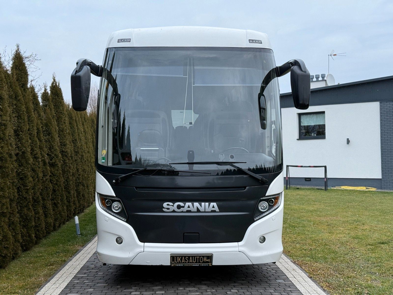 Scania TOURING HD - Πούλμαν: φωτογραφία 2 Scania TOURING HD - Πούλμαν: φωτογραφία 2