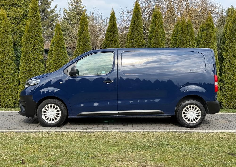 Toyota PRO ACE SALON POLSKA 2.0 - Βαν: φωτογραφία 4 Toyota PRO ACE SALON POLSKA 2.0 - Βαν: φωτογραφία 4