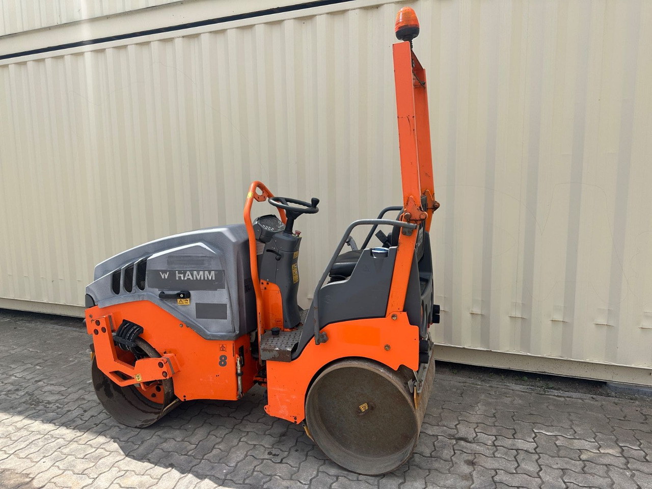 Hamm HD8VV / 2016 BJ / 817 H / 1.580 KG - Ασφαλτικός οδοστρωτήρας: φωτογραφία 3 Hamm HD8VV / 2016 BJ / 817 H / 1.580 KG - Ασφαλτικός οδοστρωτήρας: φωτογραφία 3