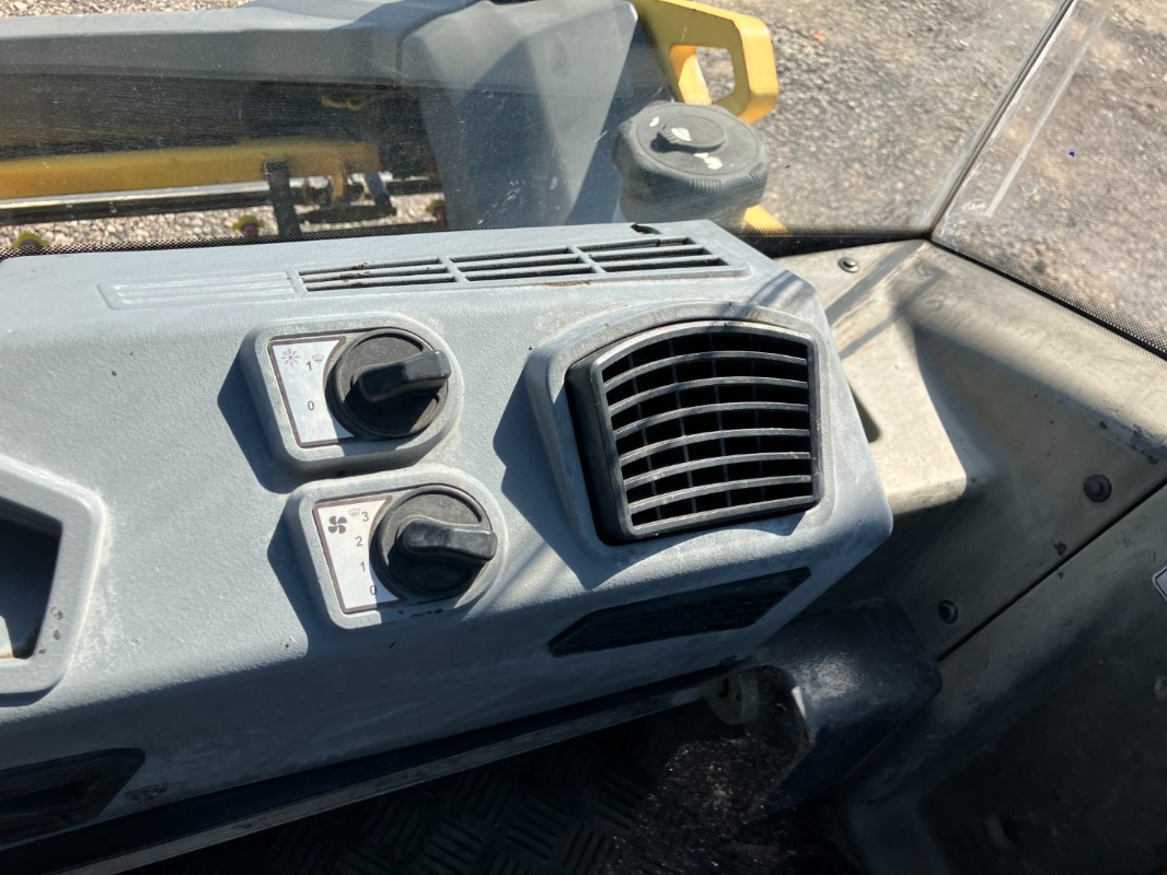 BOMAG DE BW 161 AD-5 Stage IIIb/Tier 4i - Ασφαλτικός οδοστρωτήρας: φωτογραφία 5 BOMAG DE BW 161 AD-5 Stage IIIb/Tier 4i - Ασφαλτικός οδοστρωτήρας: φωτογραφία 5
