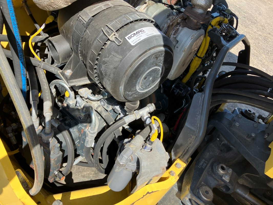 BOMAG DE BW 161 AD-5 Stage IIIb/Tier 4i - Ασφαλτικός οδοστρωτήρας: φωτογραφία 4 BOMAG DE BW 161 AD-5 Stage IIIb/Tier 4i - Ασφαλτικός οδοστρωτήρας: φωτογραφία 4