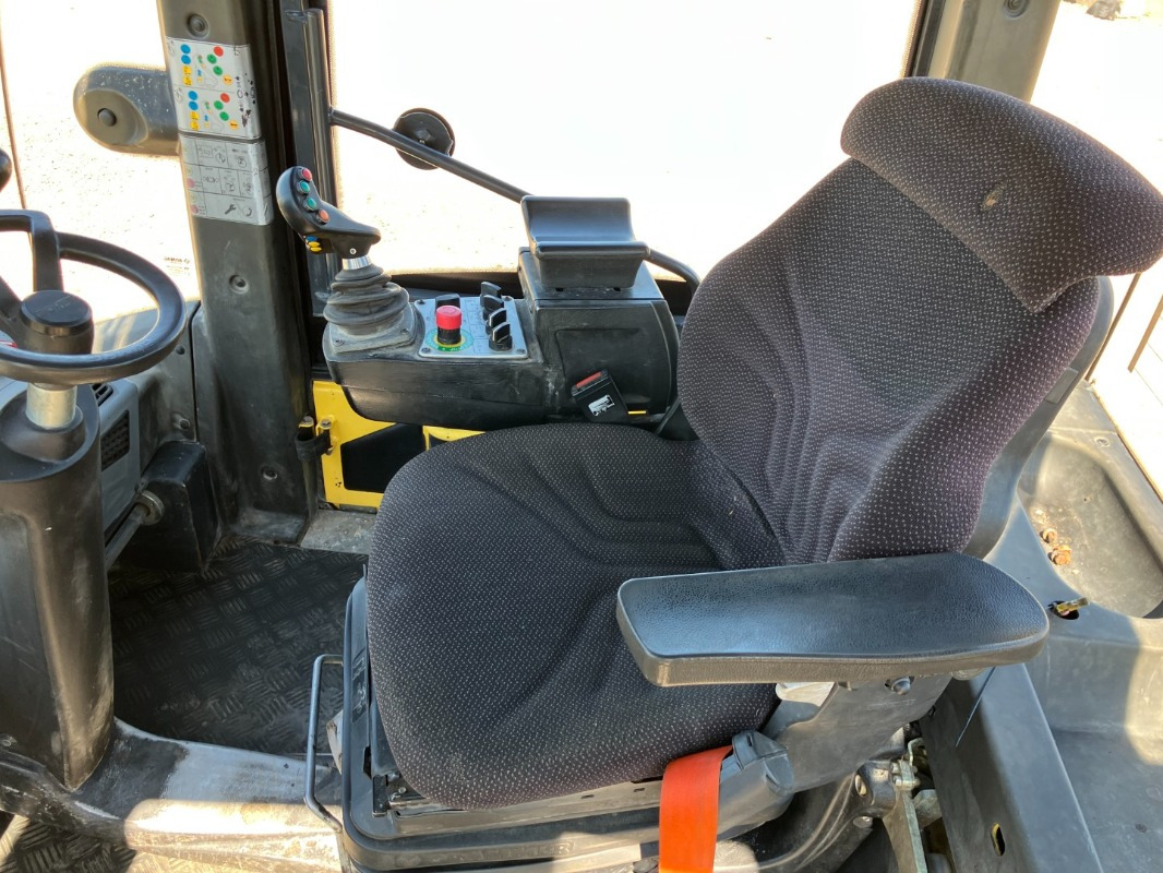 Ασφαλτικός οδοστρωτήρας BOMAG DE BW 161 AD-5  Stage IIIb/Tier 4i: φωτογραφία 10