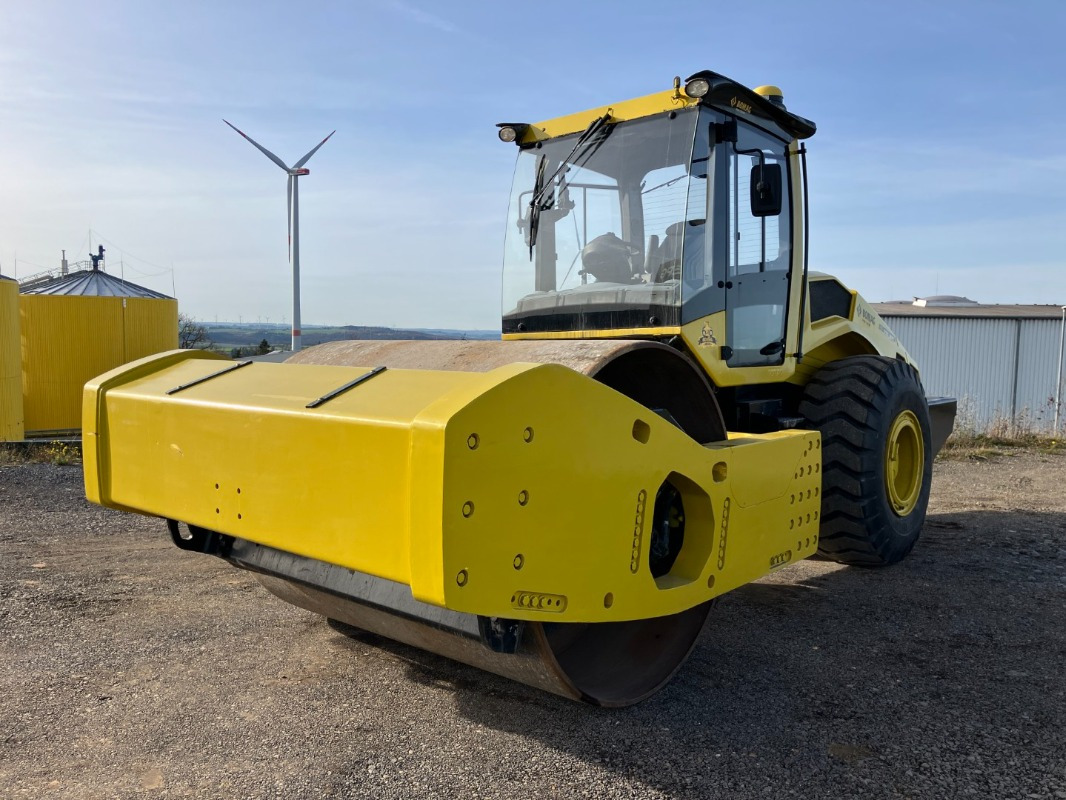 BOMAG DE BW 226 BVC-5 Stage IIIa/Tier 3 - Οδοστρωτήρας: φωτογραφία 1 BOMAG DE BW 226 BVC-5 Stage IIIa/Tier 3 - Οδοστρωτήρας: φωτογραφία 1