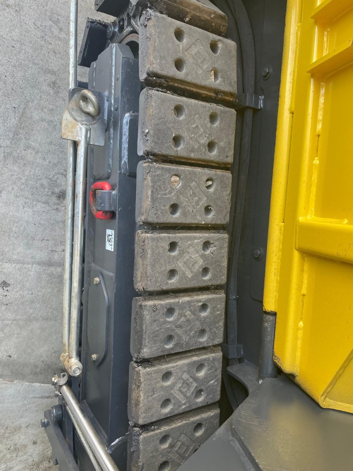 BOMAG IT BF 200 C-2 S200 TV Stage V/Tier 4f - Διαστρωτήρας ασφάλτου: φωτογραφία 5 BOMAG IT BF 200 C-2 S200 TV Stage V/Tier 4f - Διαστρωτήρας ασφάλτου: φωτογραφία 5