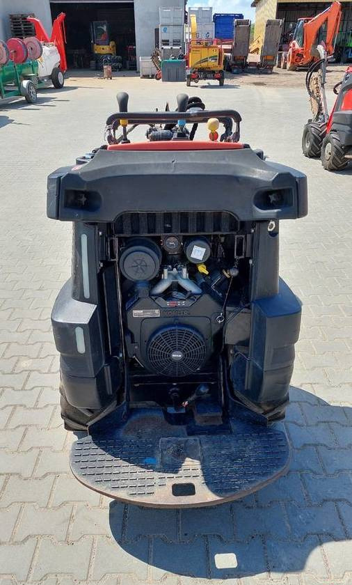 Ditch Witch R300 koparka łańcuchowa pługoukładacz - Εκσκαφέας τάφρων: φωτογραφία 3 Ditch Witch R300 koparka łańcuchowa pługoukładacz - Εκσκαφέας τάφρων: φωτογραφία 3