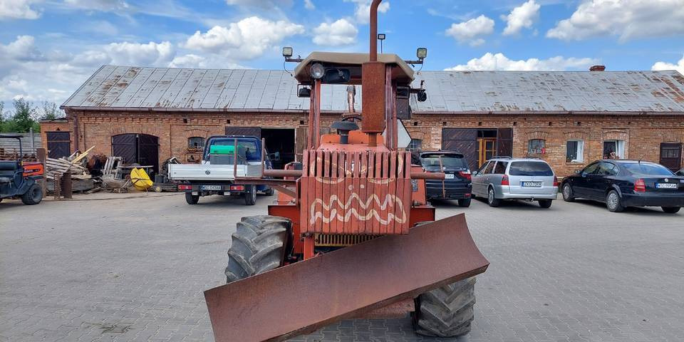 Koparka łańcuchowa Ditch Witch 8020 85KM - Εκσκαφέας τάφρων: φωτογραφία 3 Koparka łańcuchowa Ditch Witch 8020 85KM - Εκσκαφέας τάφρων: φωτογραφία 3