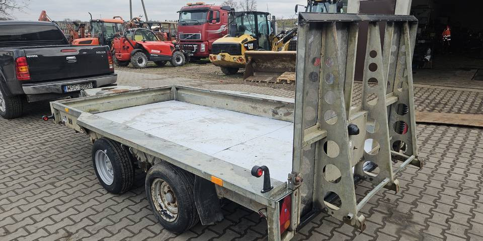 Przyczepa laweta Ifor Williams GX126 3500kg - Τρέιλερ μεταφοράς μηχανημάτων: φωτογραφία 5 Przyczepa laweta Ifor Williams GX126 3500kg - Τρέιλερ μεταφοράς μηχανημάτων: φωτογραφία 5