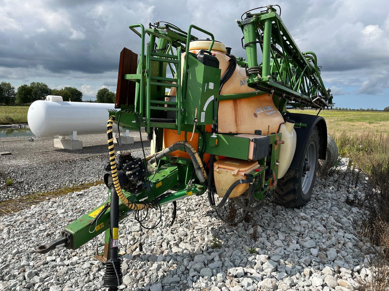 Amazone UX 4200 Special - Ψεκαστικό: φωτογραφία 2 Amazone UX 4200 Special - Ψεκαστικό: φωτογραφία 2