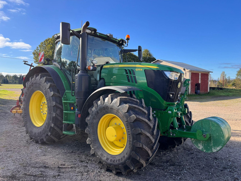John Deere 6215R Autopowr - Τρακτέρ: φωτογραφία 1 John Deere 6215R Autopowr - Τρακτέρ: φωτογραφία 1