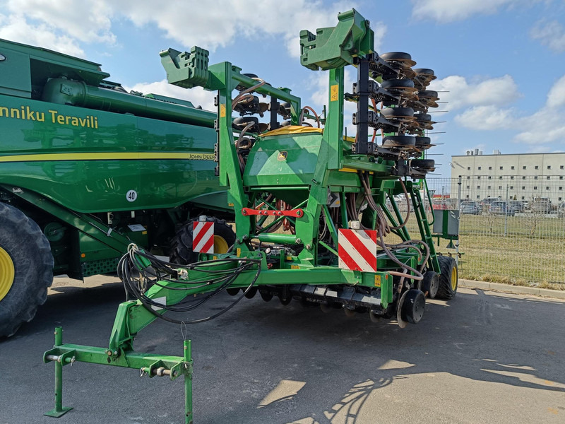 John Deere 750 A - Σπαρτική μηχανή ακριβείας: φωτογραφία 2 John Deere 750 A - Σπαρτική μηχανή ακριβείας: φωτογραφία 2