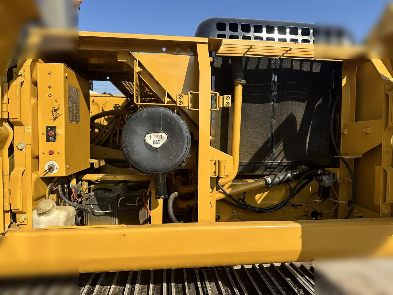 CATERPILLAR 320BL - Ερπυστριοφόρος εκσκαφέας: φωτογραφία 5 CATERPILLAR 320BL - Ερπυστριοφόρος εκσκαφέας: φωτογραφία 5