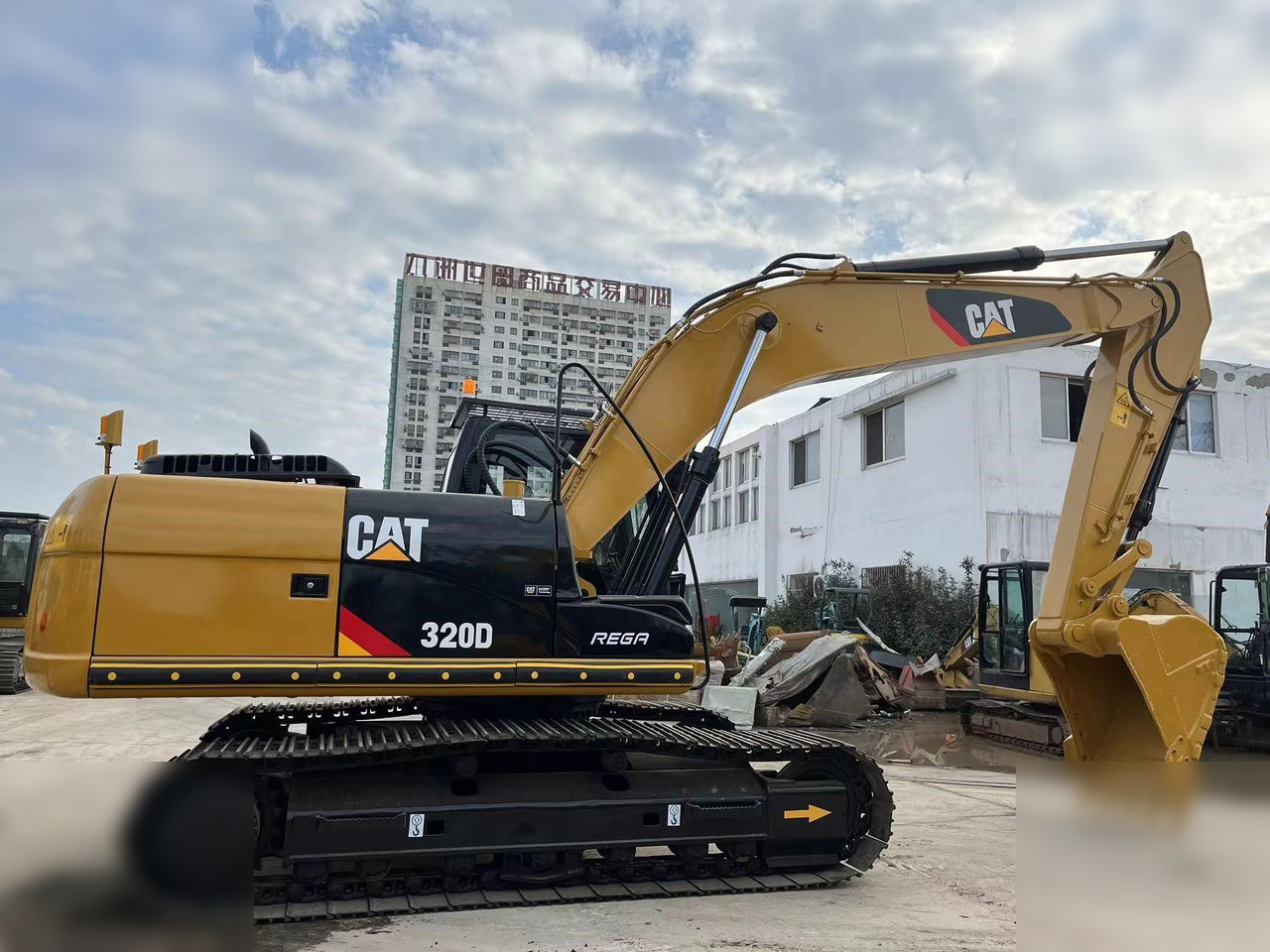 CATERPILLAR 320D - Ερπυστριοφόρος εκσκαφέας: φωτογραφία 4 CATERPILLAR 320D - Ερπυστριοφόρος εκσκαφέας: φωτογραφία 4