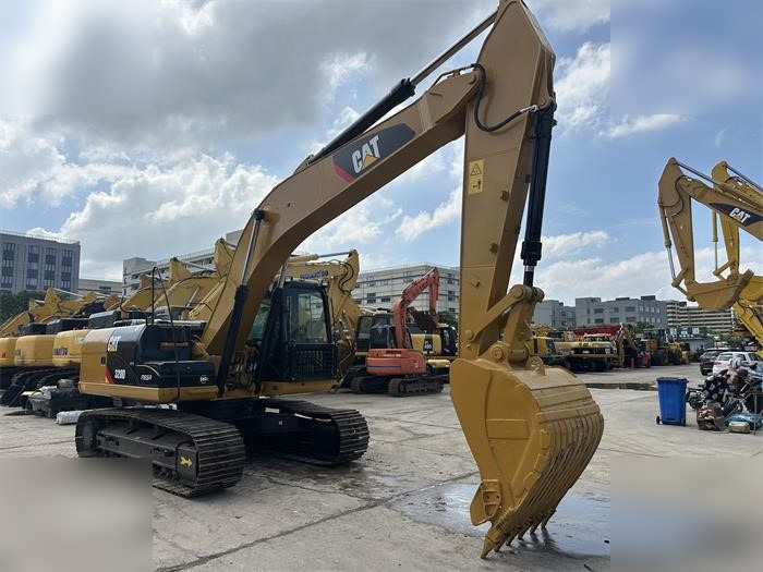 CATERPILLAR 320D - Ερπυστριοφόρος εκσκαφέας: φωτογραφία 3 CATERPILLAR 320D - Ερπυστριοφόρος εκσκαφέας: φωτογραφία 3