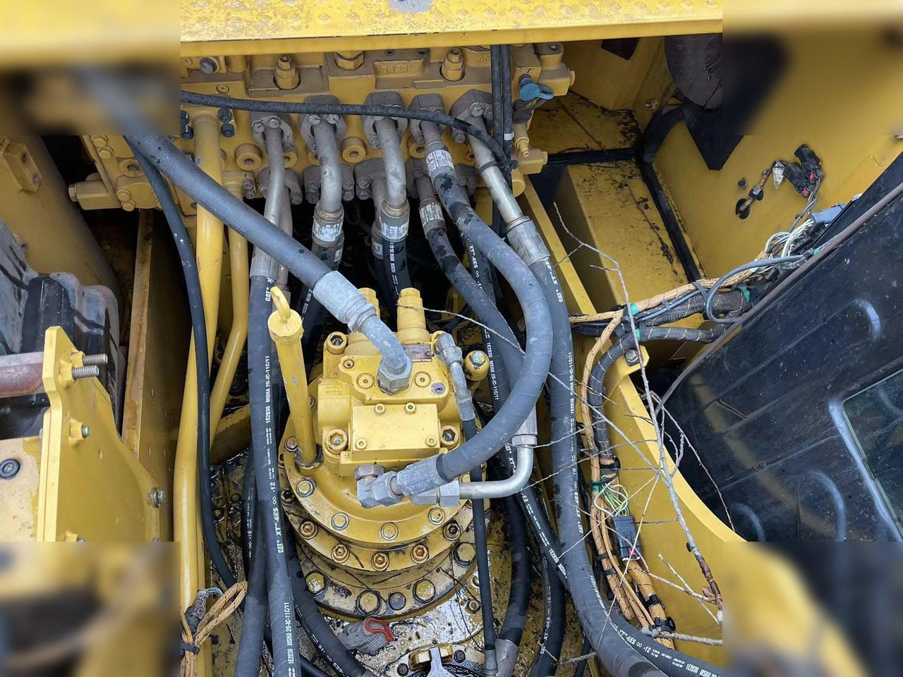 CATERPILLAR 320GC - Ερπυστριοφόρος εκσκαφέας: φωτογραφία 5 CATERPILLAR 320GC - Ερπυστριοφόρος εκσκαφέας: φωτογραφία 5