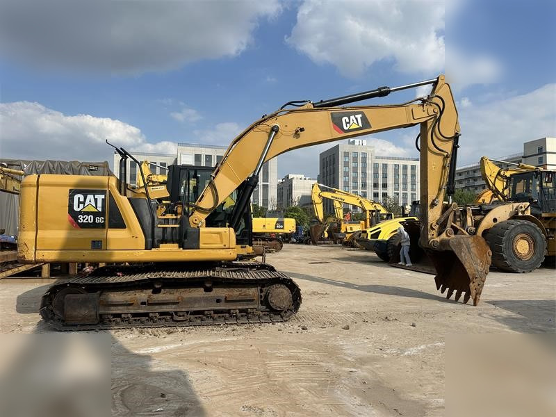 CATERPILLAR 320GC - Ερπυστριοφόρος εκσκαφέας: φωτογραφία 1 CATERPILLAR 320GC - Ερπυστριοφόρος εκσκαφέας: φωτογραφία 1