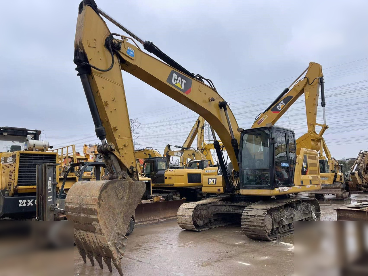 CATERPILLAR 320GC - Ερπυστριοφόρος εκσκαφέας: φωτογραφία 1 CATERPILLAR 320GC - Ερπυστριοφόρος εκσκαφέας: φωτογραφία 1
