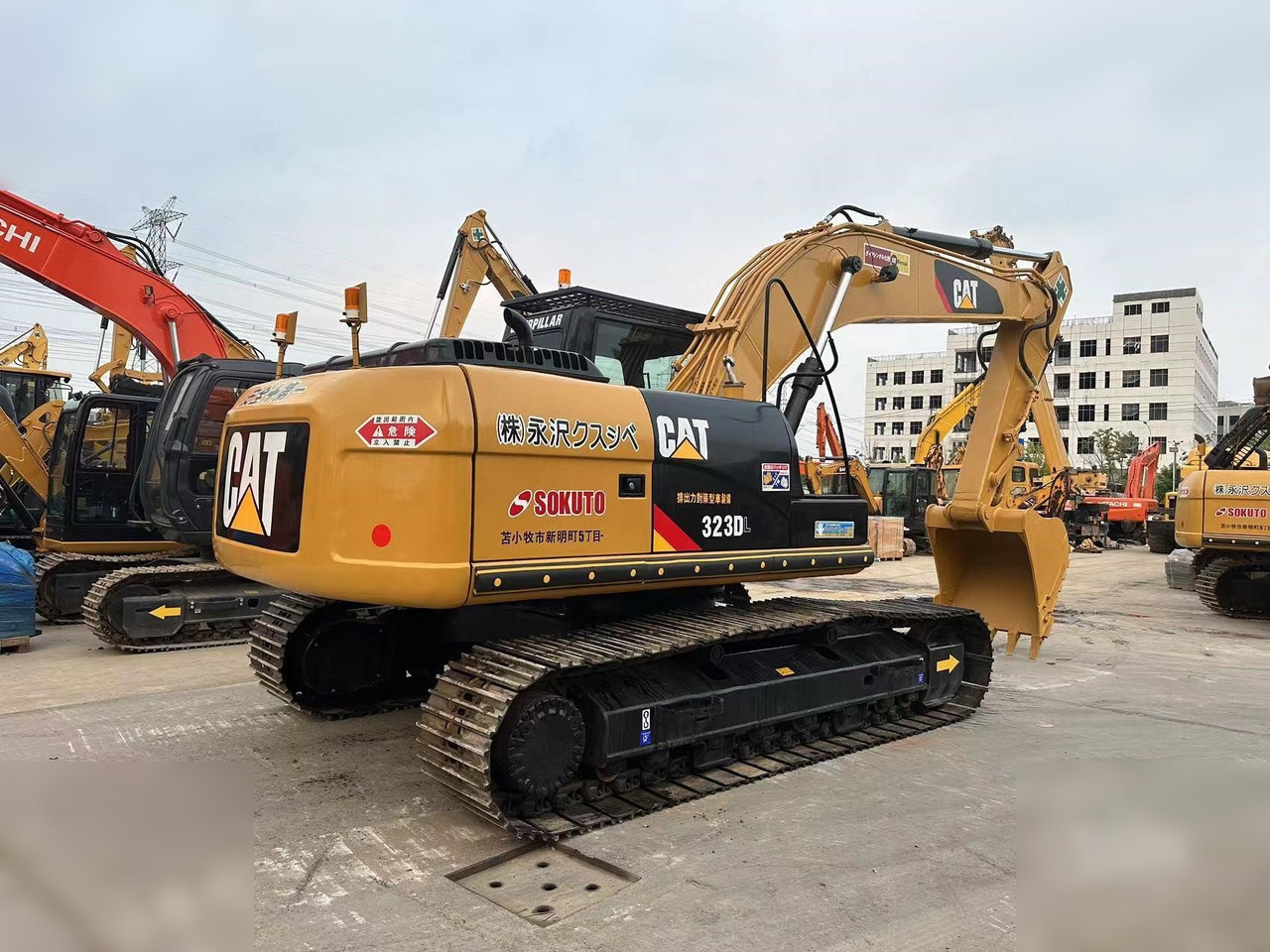 CATERPILLAR 323DL - Ερπυστριοφόρος εκσκαφέας: φωτογραφία 3 CATERPILLAR 323DL - Ερπυστριοφόρος εκσκαφέας: φωτογραφία 3