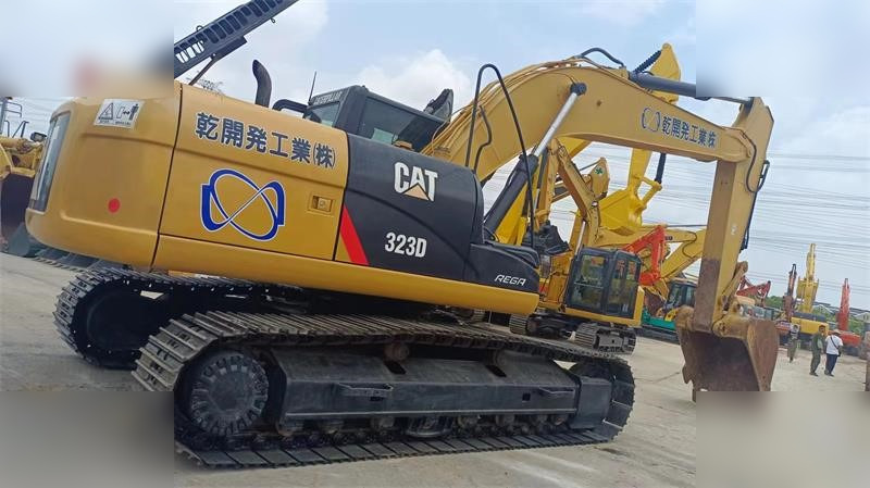 CATERPILLAR 323D - Ερπυστριοφόρος εκσκαφέας: φωτογραφία 1 CATERPILLAR 323D - Ερπυστριοφόρος εκσκαφέας: φωτογραφία 1