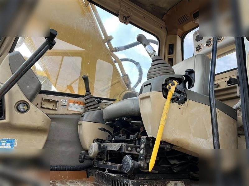 CATERPILLAR 330BL - Ερπυστριοφόρος εκσκαφέας: φωτογραφία 4 CATERPILLAR 330BL - Ερπυστριοφόρος εκσκαφέας: φωτογραφία 4