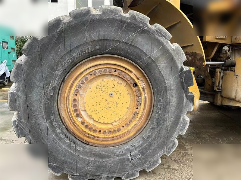 CATERPILLAR 986H - Ελαστιχοφόρος φορτωτής: φωτογραφία 5 CATERPILLAR 986H - Ελαστιχοφόρος φορτωτής: φωτογραφία 5