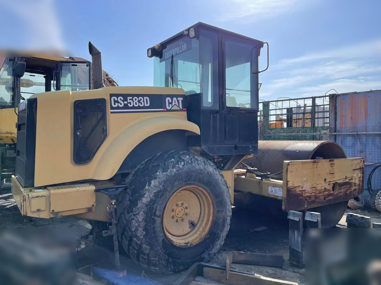 CATERPILLAR CS-583D - Οδοστρωτήρας: φωτογραφία 1 CATERPILLAR CS-583D - Οδοστρωτήρας: φωτογραφία 1