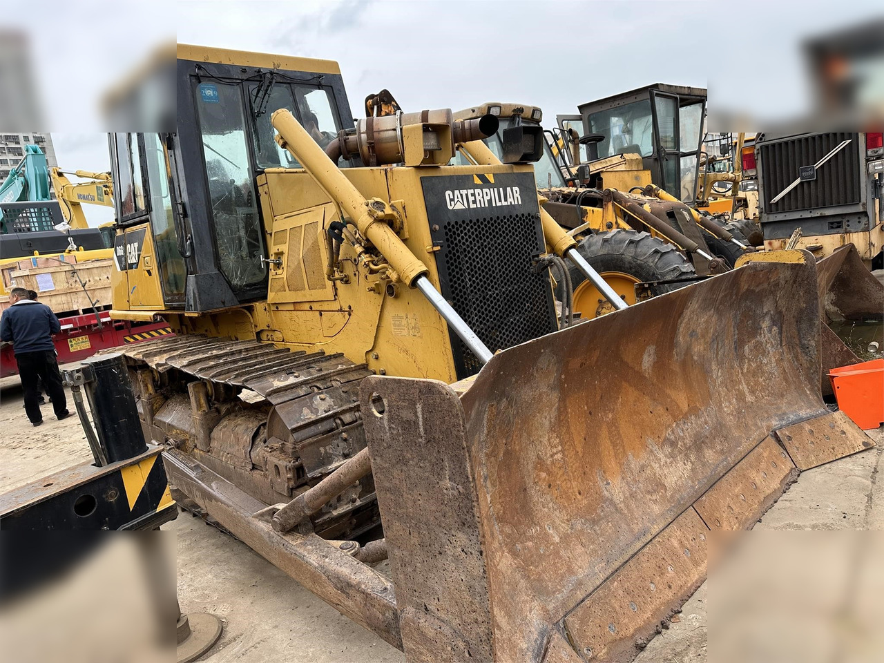 CATERPILLAR D6G2 XL - Μπουλντόζα: φωτογραφία 4 CATERPILLAR D6G2 XL - Μπουλντόζα: φωτογραφία 4