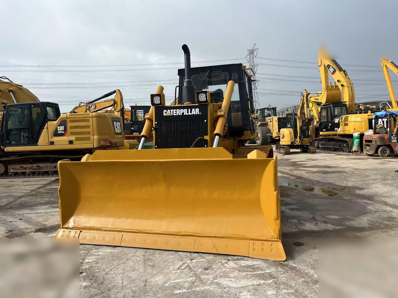 CATERPILLAR D6G - Μπουλντόζα: φωτογραφία 1 CATERPILLAR D6G - Μπουλντόζα: φωτογραφία 1