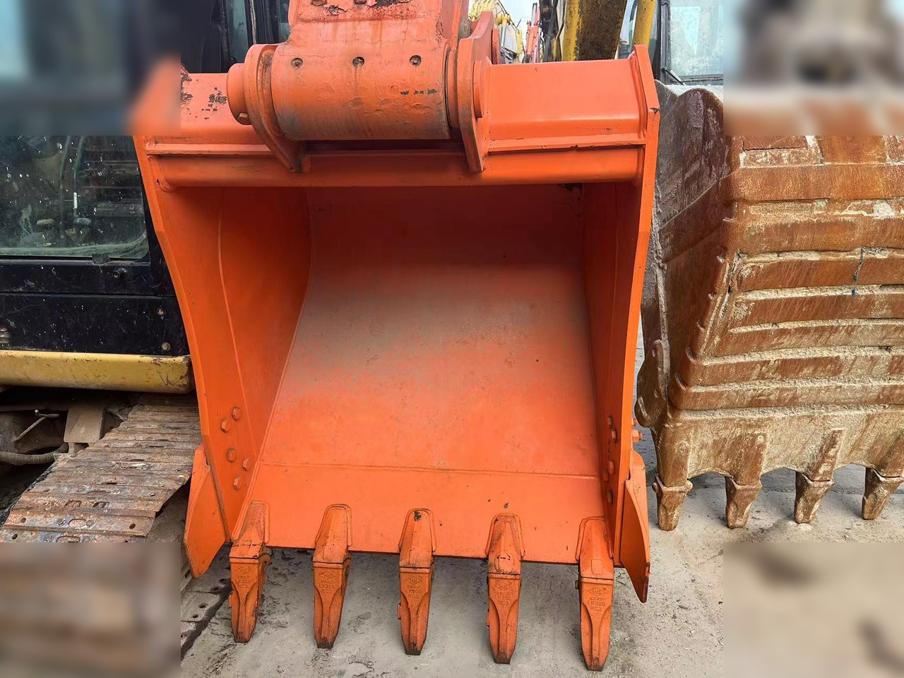 DOOSAN DH220 LC-7 - Ερπυστριοφόρος εκσκαφέας: φωτογραφία 4 DOOSAN DH220 LC-7 - Ερπυστριοφόρος εκσκαφέας: φωτογραφία 4