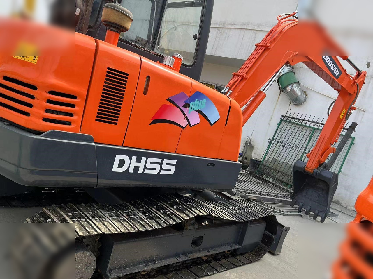 DOOSAN DH55 - Μίνι εκσκαφέας: φωτογραφία 3 DOOSAN DH55 - Μίνι εκσκαφέας: φωτογραφία 3