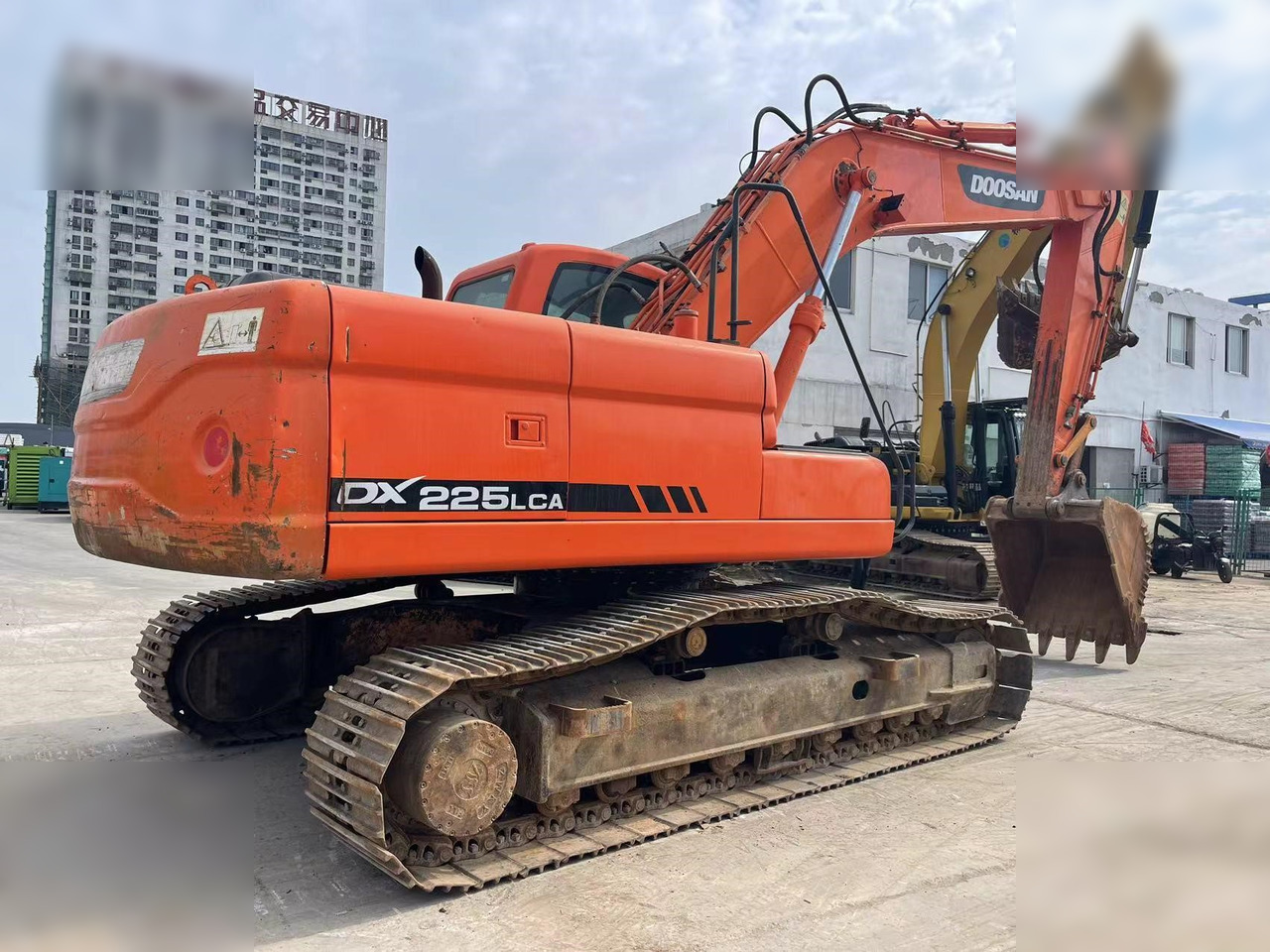 DOOSAN DX225 LCA - Ερπυστριοφόρος εκσκαφέας: φωτογραφία 3 DOOSAN DX225 LCA - Ερπυστριοφόρος εκσκαφέας: φωτογραφία 3