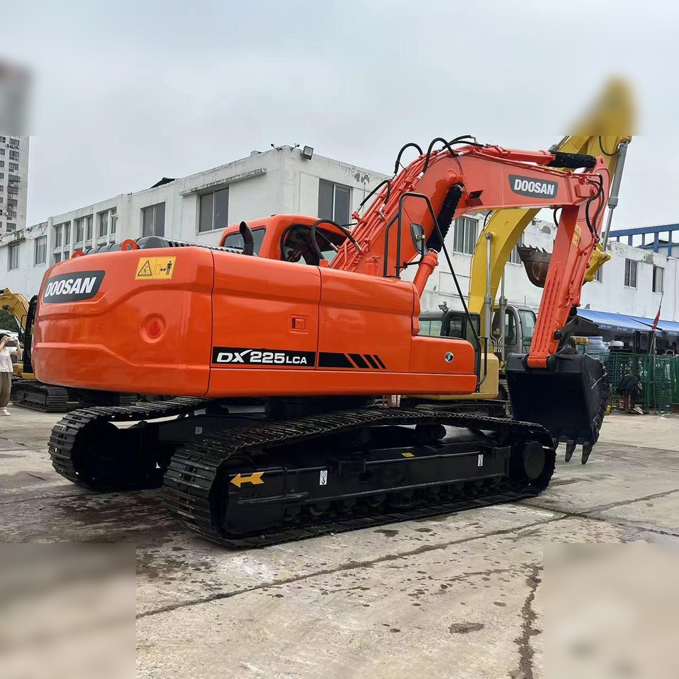 DOOSAN DX225 LCA - Ερπυστριοφόρος εκσκαφέας: φωτογραφία 4 DOOSAN DX225 LCA - Ερπυστριοφόρος εκσκαφέας: φωτογραφία 4