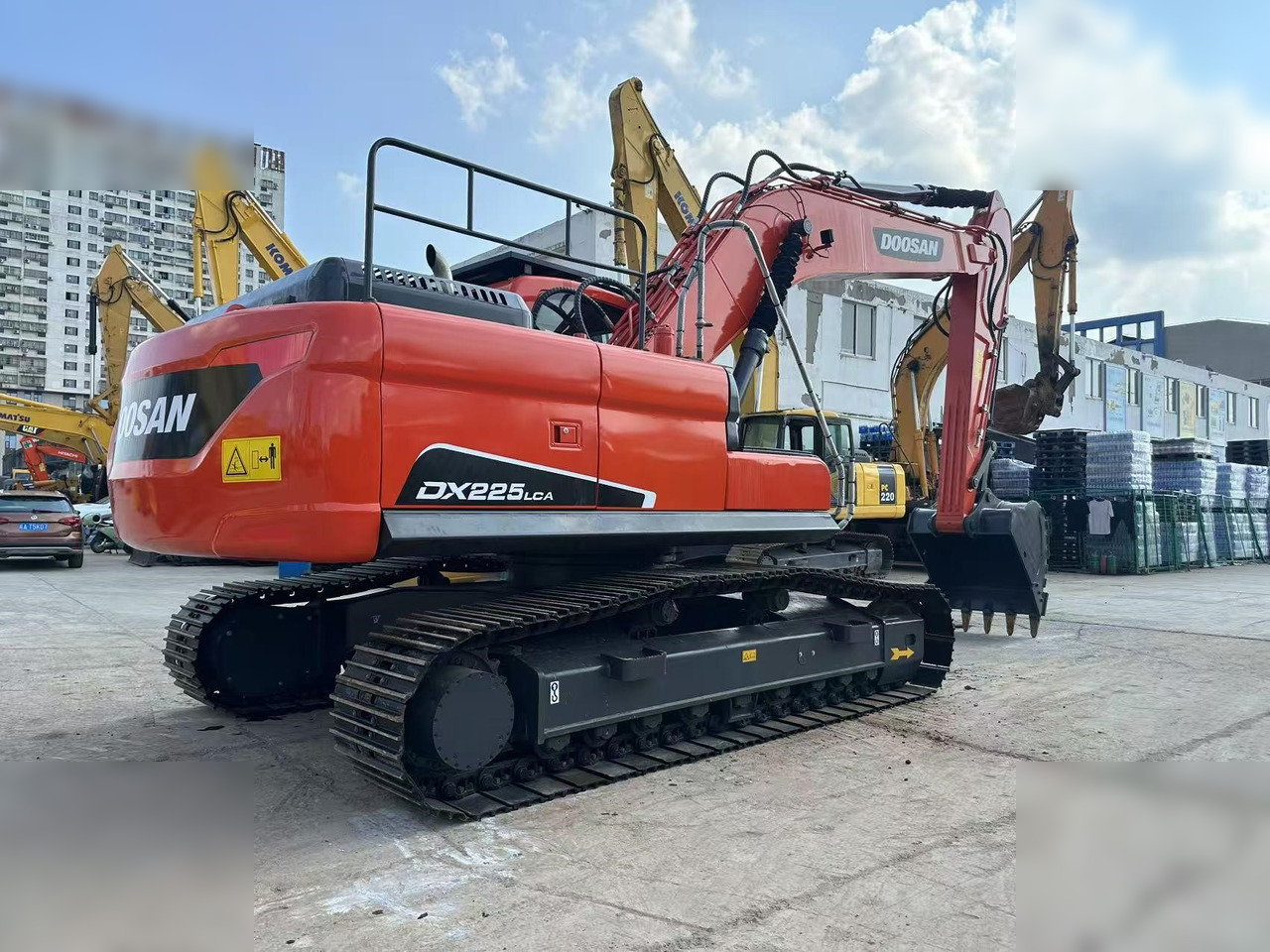 DOOSAN DX225 LCA - Ερπυστριοφόρος εκσκαφέας: φωτογραφία 3 DOOSAN DX225 LCA - Ερπυστριοφόρος εκσκαφέας: φωτογραφία 3