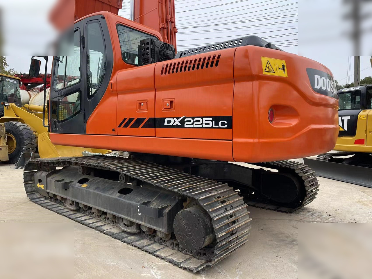 DOOSAN DX225 LC - Ερπυστριοφόρος εκσκαφέας: φωτογραφία 4 DOOSAN DX225 LC - Ερπυστριοφόρος εκσκαφέας: φωτογραφία 4