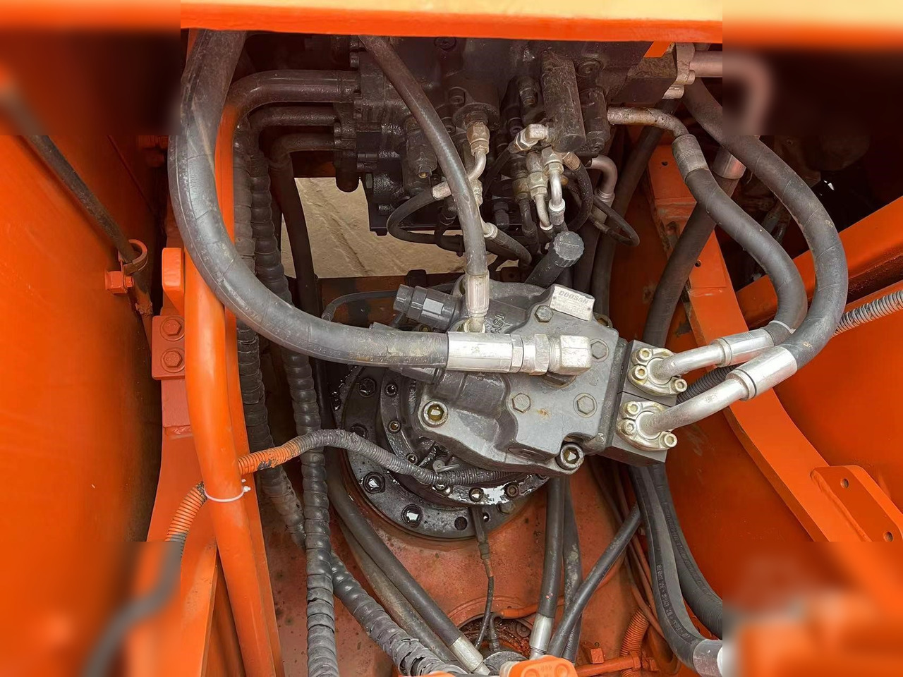 DOOSAN DX225 LC - Ερπυστριοφόρος εκσκαφέας: φωτογραφία 5 DOOSAN DX225 LC - Ερπυστριοφόρος εκσκαφέας: φωτογραφία 5