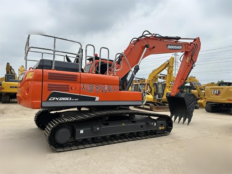 DOOSAN DX260 LC - Ερπυστριοφόρος εκσκαφέας: φωτογραφία 2 DOOSAN DX260 LC - Ερπυστριοφόρος εκσκαφέας: φωτογραφία 2