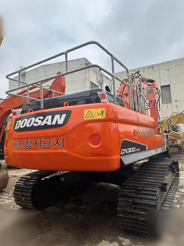 DOOSAN DX300 LC-9C - Ερπυστριοφόρος εκσκαφέας: φωτογραφία 5 DOOSAN DX300 LC-9C - Ερπυστριοφόρος εκσκαφέας: φωτογραφία 5