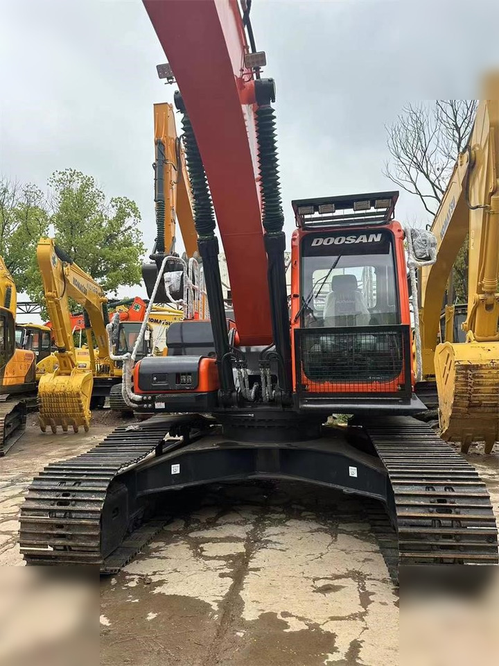 DOOSAN DX300 LC-9C - Ερπυστριοφόρος εκσκαφέας: φωτογραφία 3 DOOSAN DX300 LC-9C - Ερπυστριοφόρος εκσκαφέας: φωτογραφία 3