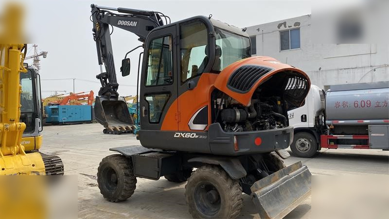 DOOSAN DX60W ECO - Τροχοφόρος εκσκαφέας: φωτογραφία 4 DOOSAN DX60W ECO - Τροχοφόρος εκσκαφέας: φωτογραφία 4