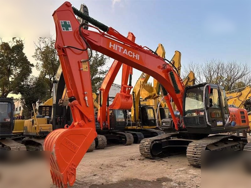 HITACHI ZX200-3G - Ερπυστριοφόρος εκσκαφέας: φωτογραφία 3 HITACHI ZX200-3G - Ερπυστριοφόρος εκσκαφέας: φωτογραφία 3