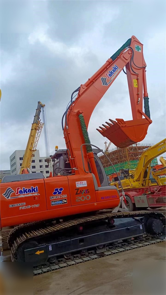 HITACHI ZX200 - Ερπυστριοφόρος εκσκαφέας: φωτογραφία 1 HITACHI ZX200 - Ερπυστριοφόρος εκσκαφέας: φωτογραφία 1