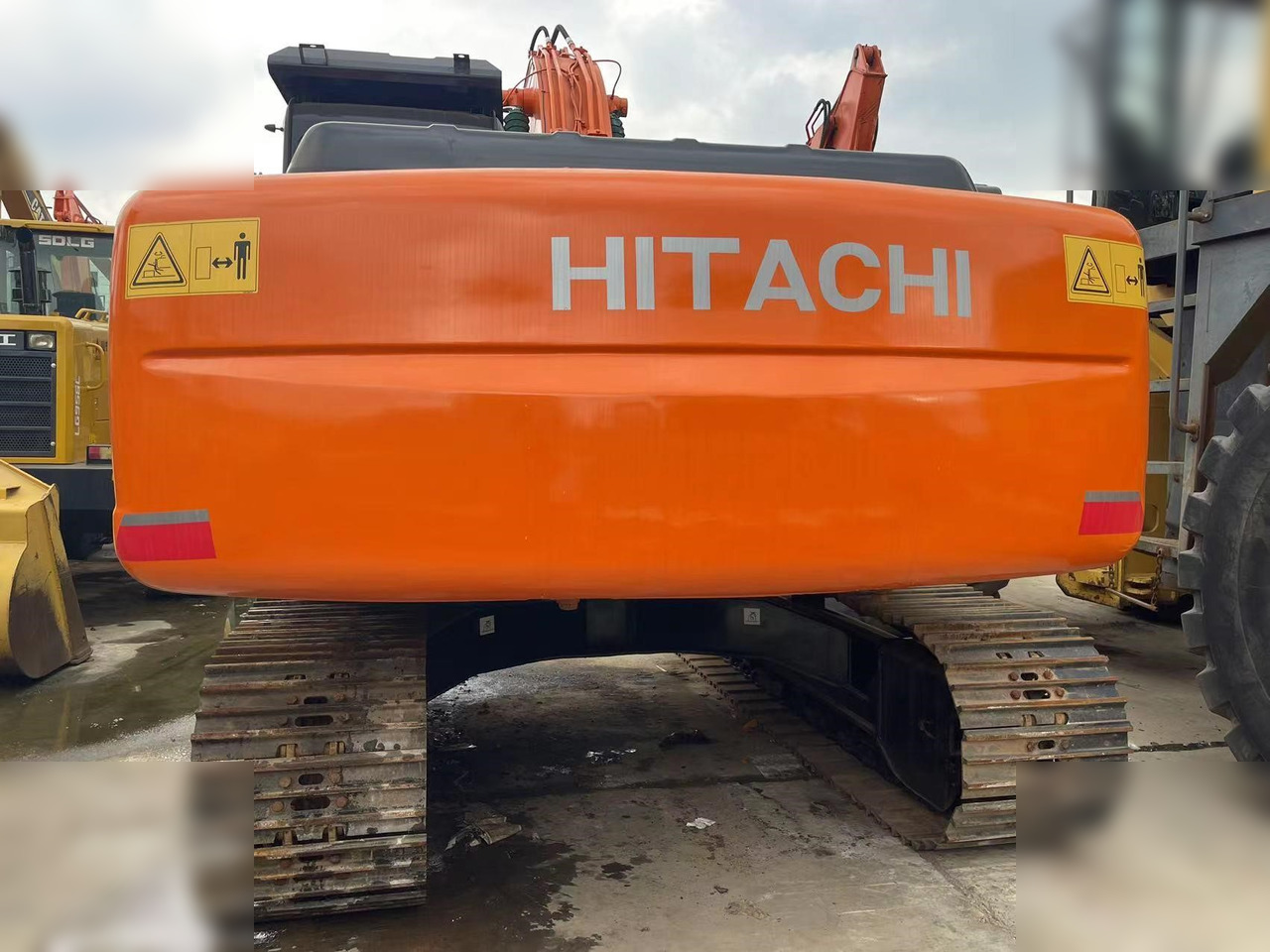 HITACHI ZX200 - Ερπυστριοφόρος εκσκαφέας: φωτογραφία 4 HITACHI ZX200 - Ερπυστριοφόρος εκσκαφέας: φωτογραφία 4