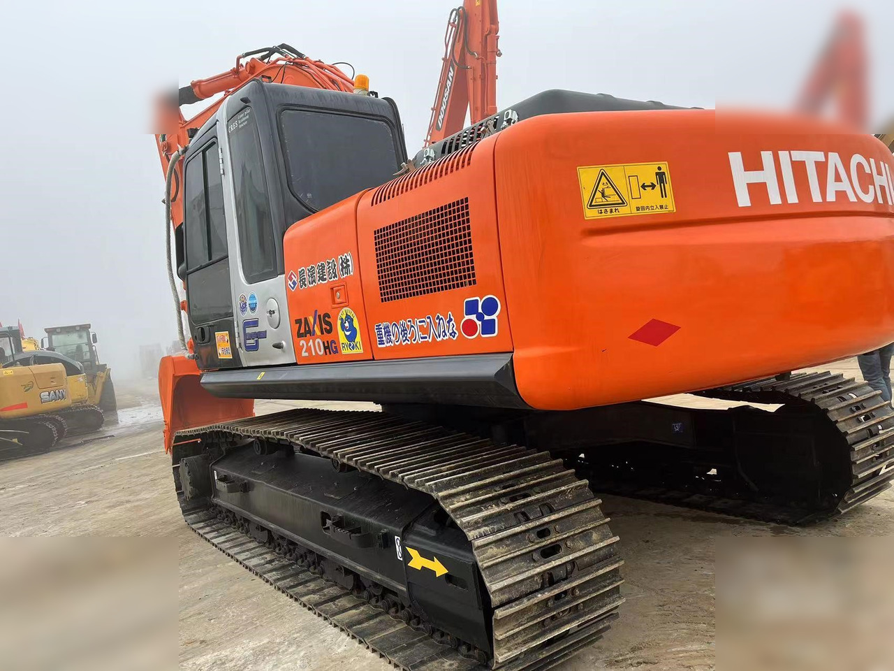 HITACHI ZX210 LC-3G - Ερπυστριοφόρος εκσκαφέας: φωτογραφία 3 HITACHI ZX210 LC-3G - Ερπυστριοφόρος εκσκαφέας: φωτογραφία 3