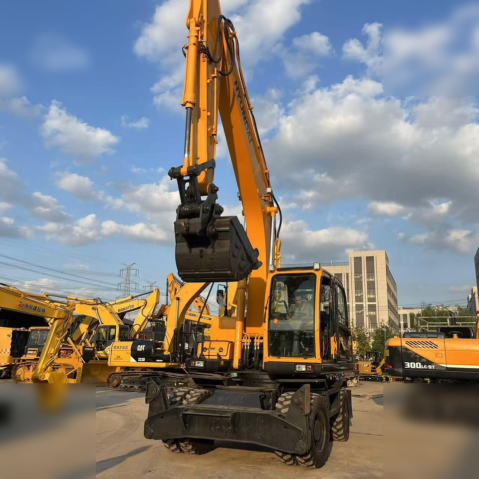 HYUNDAI ROBEX 210W-9 - Τροχοφόρος εκσκαφέας: φωτογραφία 2 HYUNDAI ROBEX 210W-9 - Τροχοφόρος εκσκαφέας: φωτογραφία 2