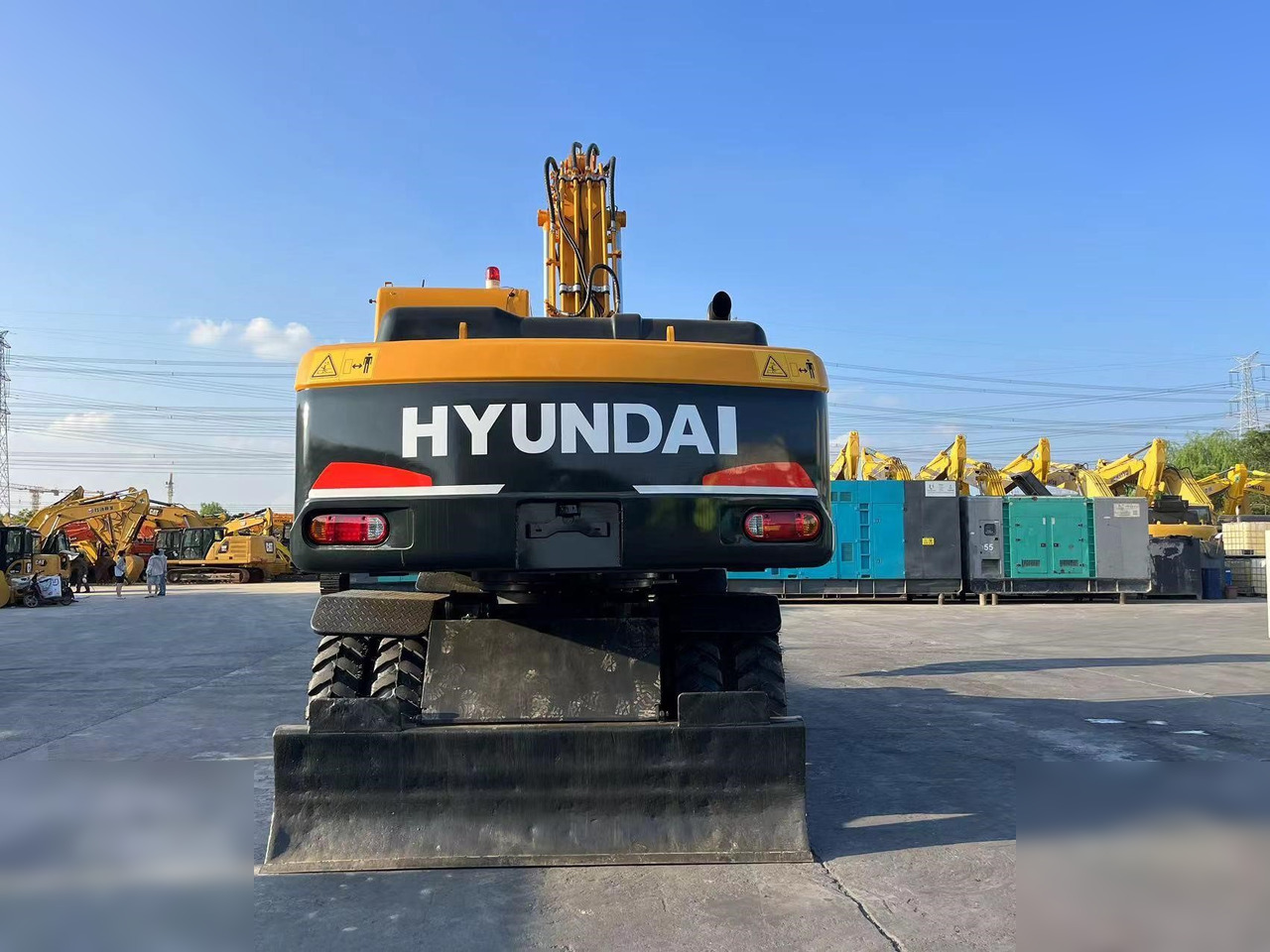 HYUNDAI ROBEX 210W-9 - Τροχοφόρος εκσκαφέας: φωτογραφία 3 HYUNDAI ROBEX 210W-9 - Τροχοφόρος εκσκαφέας: φωτογραφία 3