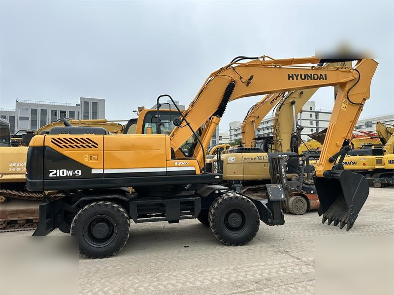 HYUNDAI ROBEX 210W-9 - Τροχοφόρος εκσκαφέας: φωτογραφία 1 HYUNDAI ROBEX 210W-9 - Τροχοφόρος εκσκαφέας: φωτογραφία 1