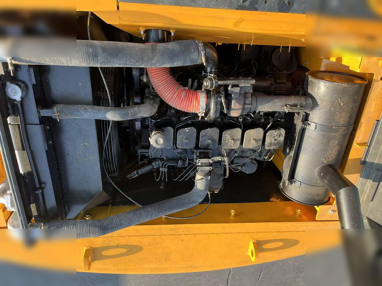 Τροχοφόρος εκσκαφέας HYUNDAI ROBEX 210W-9: φωτογραφία 9