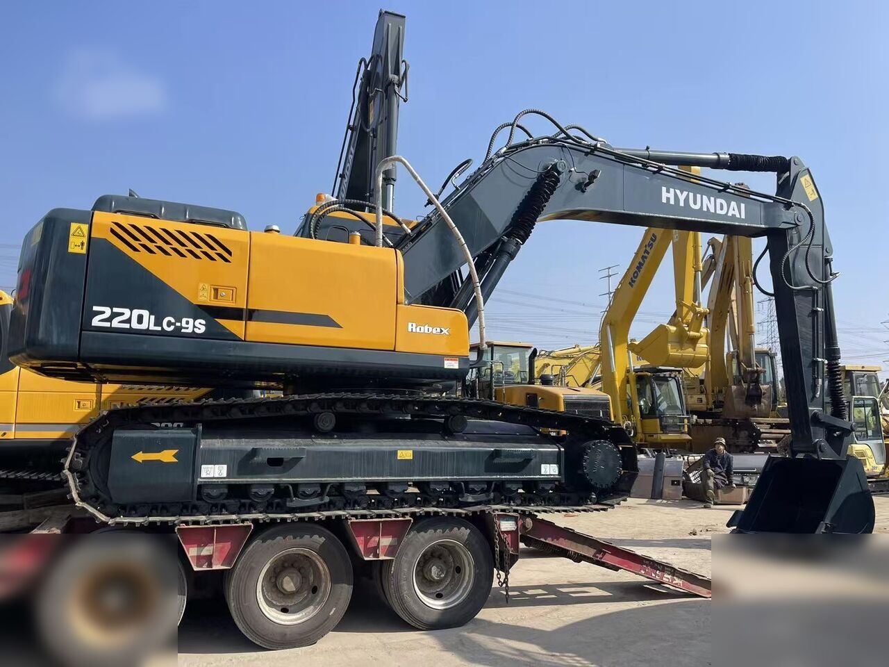HYUNDAI ROBEX 220 LC-9S - Ερπυστριοφόρος εκσκαφέας: φωτογραφία 1 HYUNDAI ROBEX 220 LC-9S - Ερπυστριοφόρος εκσκαφέας: φωτογραφία 1