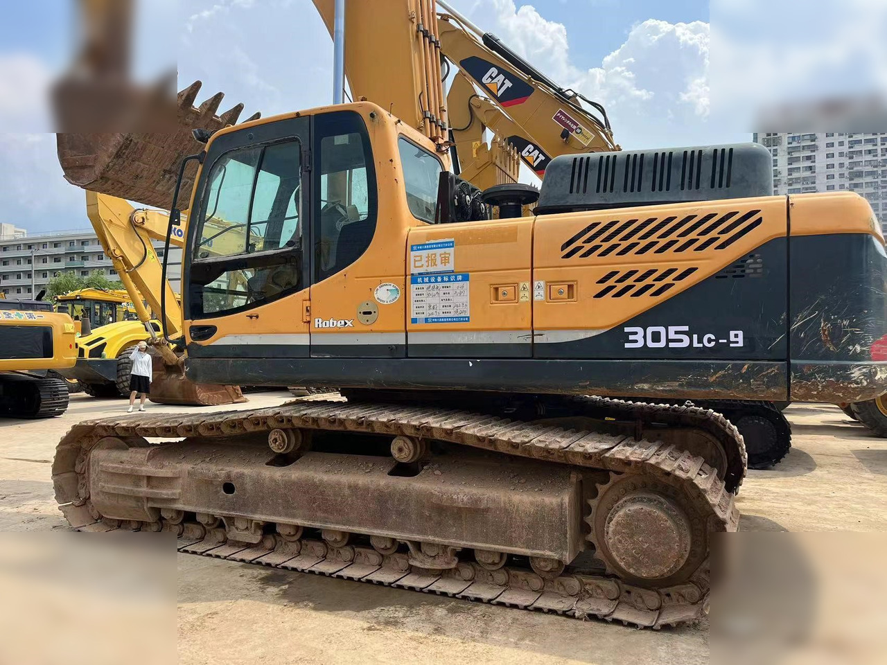 HYUNDAI ROBEX 305 LC-9S - Ερπυστριοφόρος εκσκαφέας: φωτογραφία 5 HYUNDAI ROBEX 305 LC-9S - Ερπυστριοφόρος εκσκαφέας: φωτογραφία 5